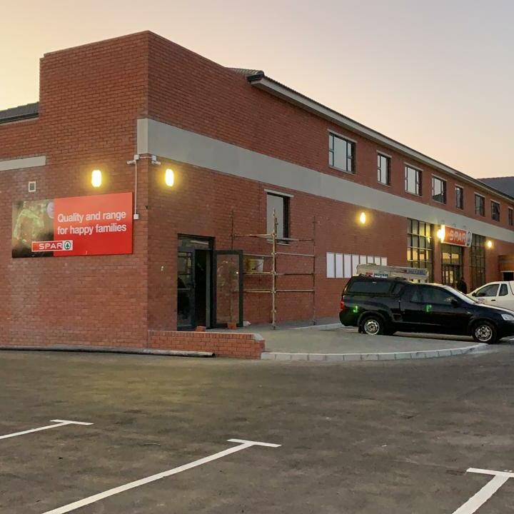 SUPERMARKET GRASSY PARK